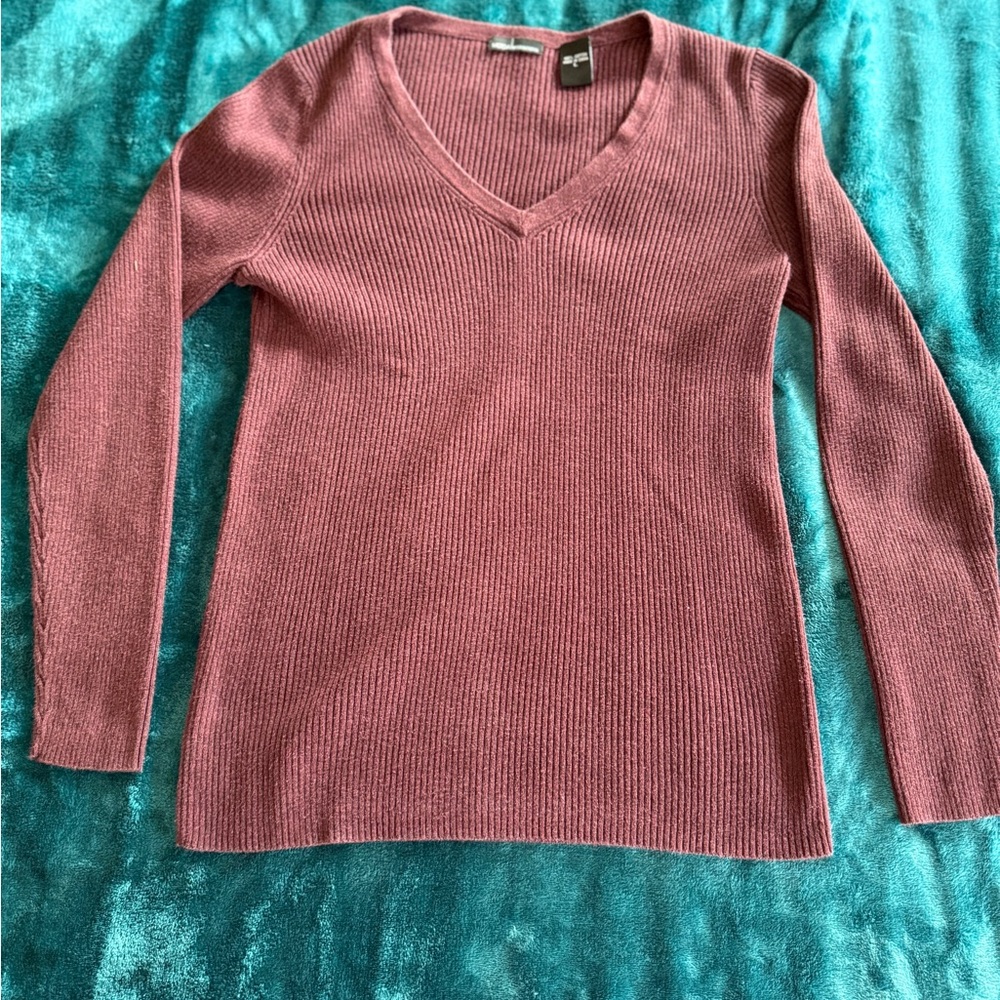 Moda International Mauve V-Neck Sweater